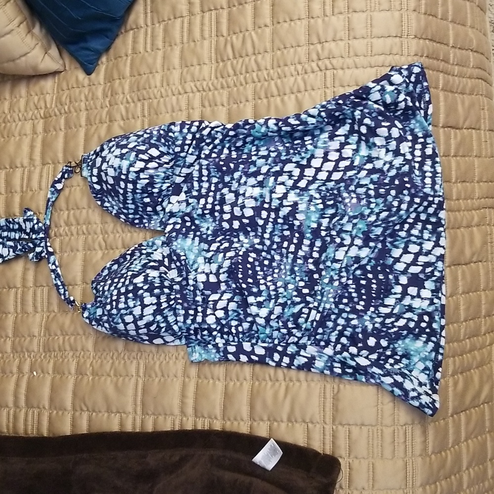 Calvin Klein swim top lg